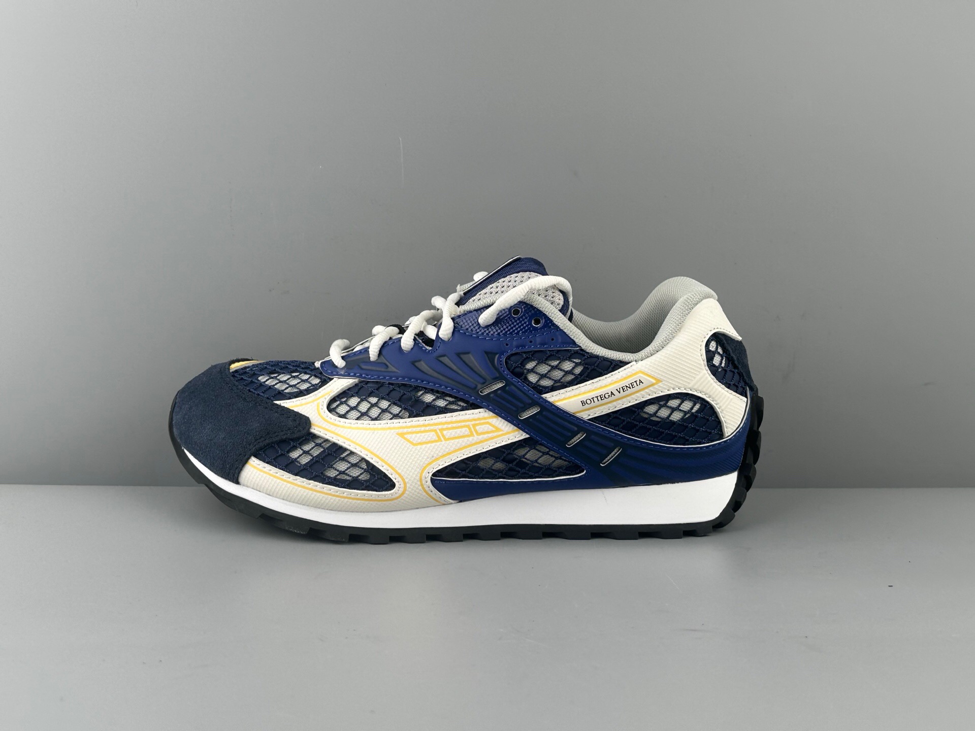 Bottga Veneta Orbit 스니커즈