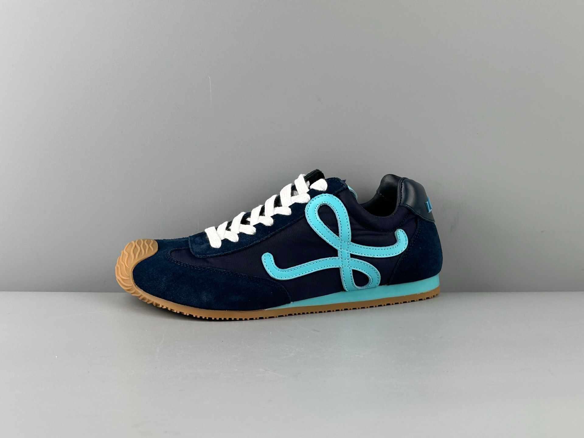 Loewe Ballet Runner 2.0