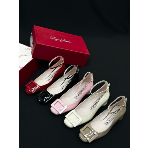 Roger Vivier Shoes  (2.5cm)