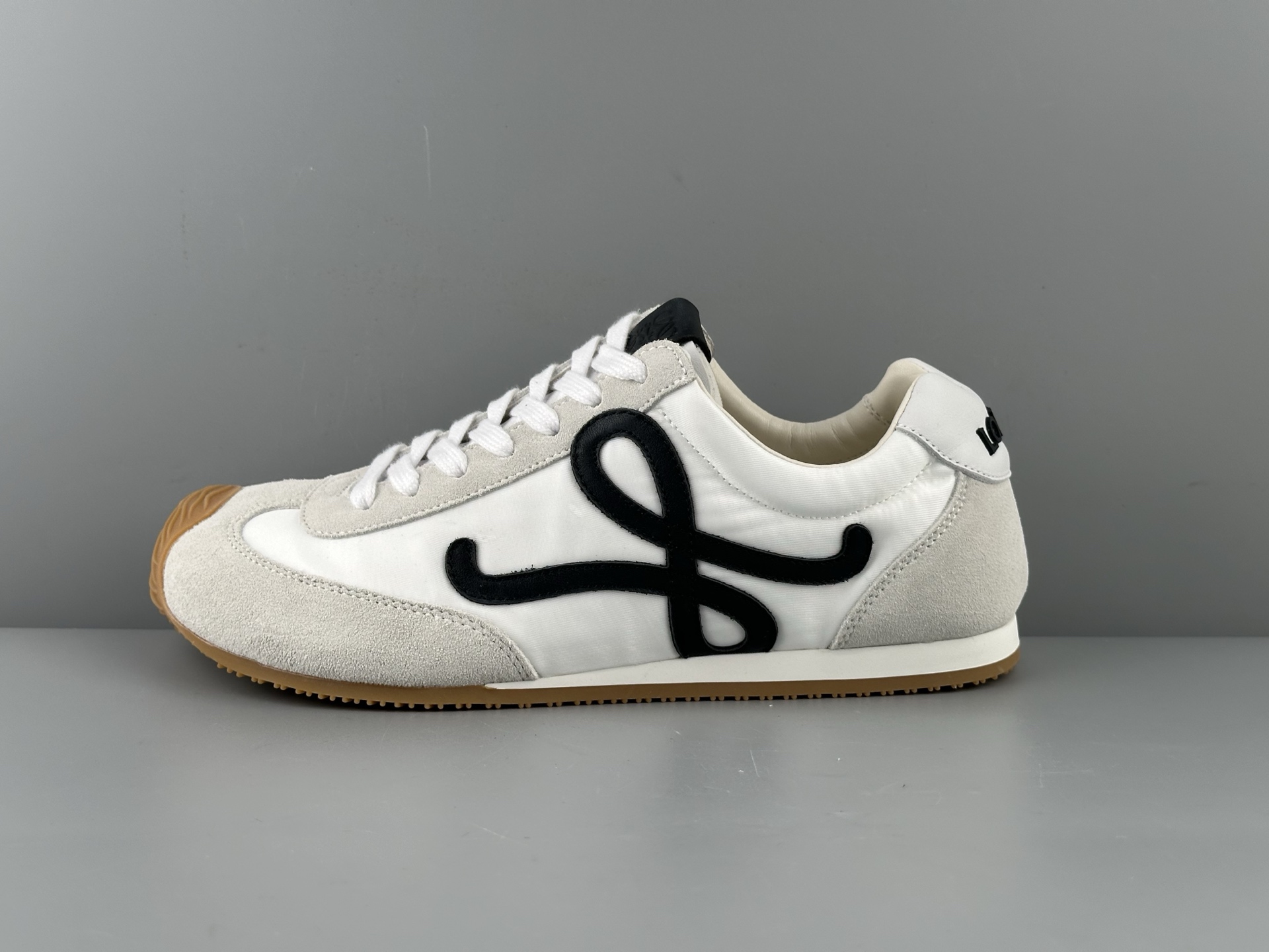 Loewe Ballet Runner 2.0