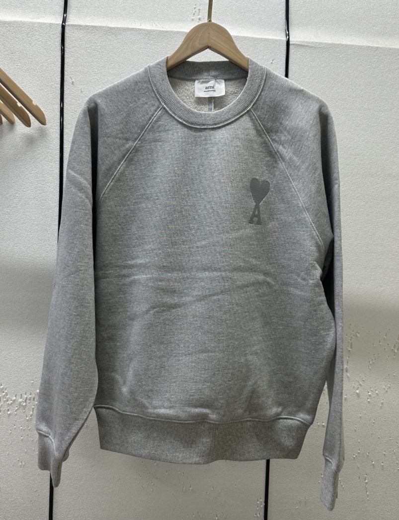 AMI Sweatshirt