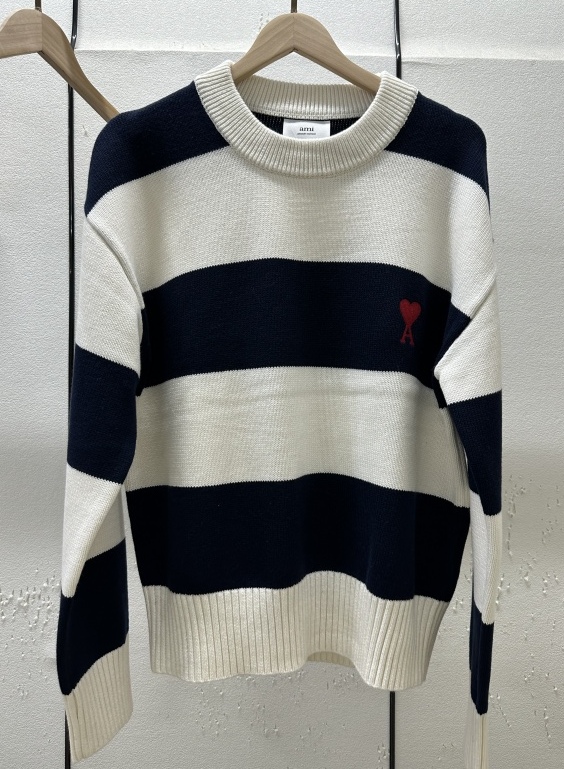 AMI Sweater