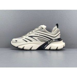 Dior AND LEWIS HAMILTON B44 Blade