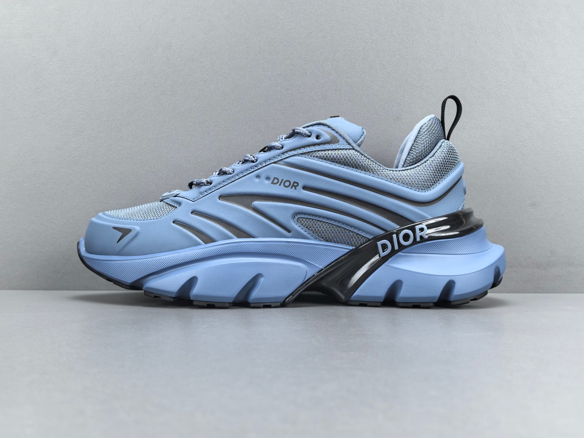 Dior AND LEWIS HAMILTON B44 Blade