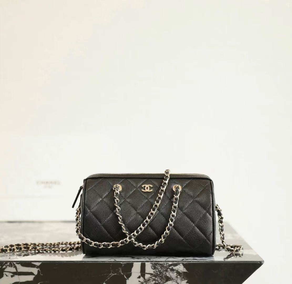 Chanel 25P（15.5*18.5*15cm）