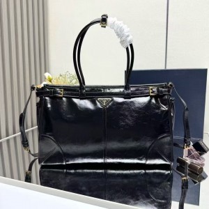 Prada soft lux (38*30*12cm)