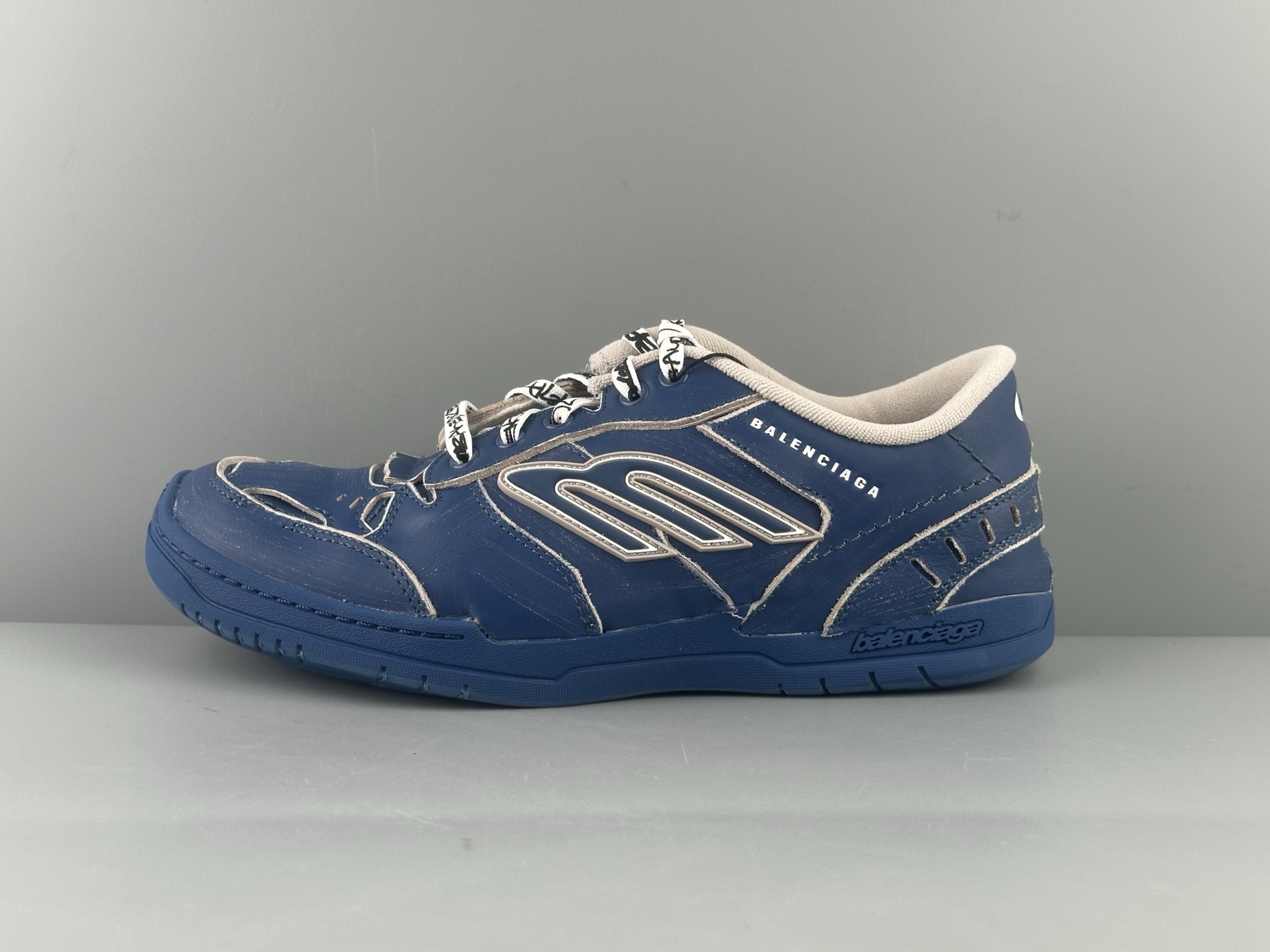 Balenciaga HAMPTONS WORN-OUT