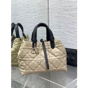 Toujours (28.5*21.5*17cm)