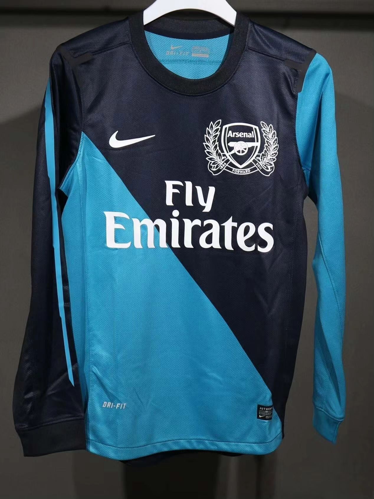 1112시즌 아스널 어센틱 어웨이 유니폼