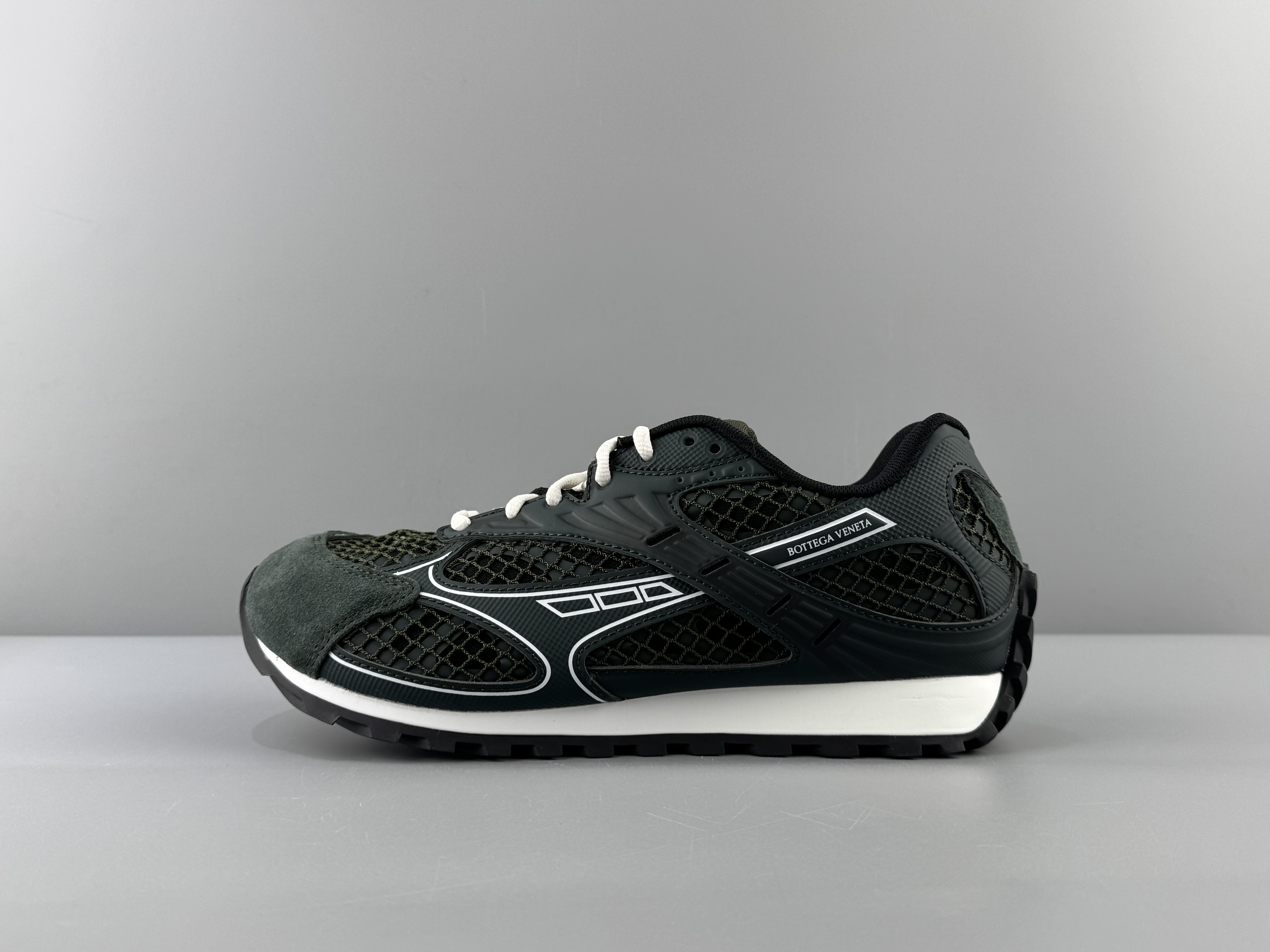 Bottga Veneta Orbit 스니커즈