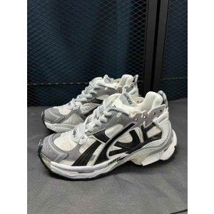 발렌시아가 러너 Runner