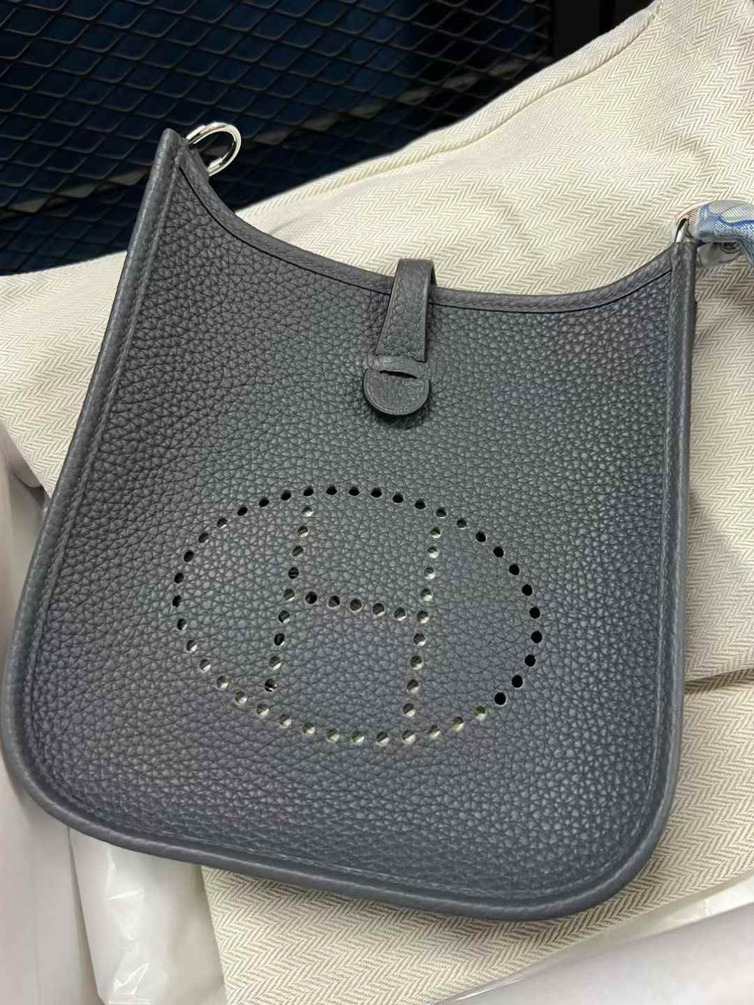 Evelyne mini 16 (16*5*18cm)