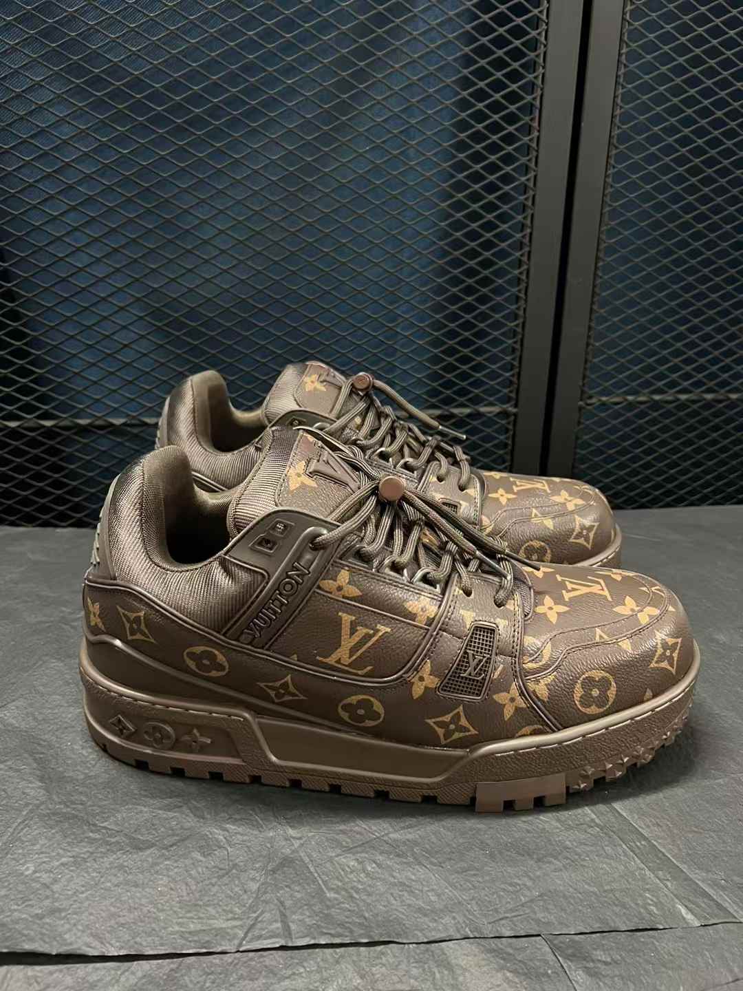 LV Maxi 스니커즈