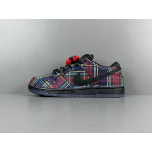 Nike x Supreme Dunk SB Low